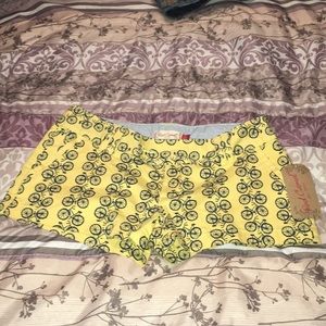 Cute bicycle shorts Size 3!!